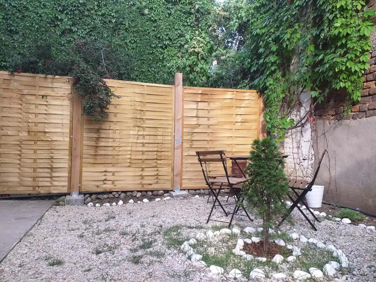 Entire Central House With Guest Rooms & Garden Sófia Exterior foto