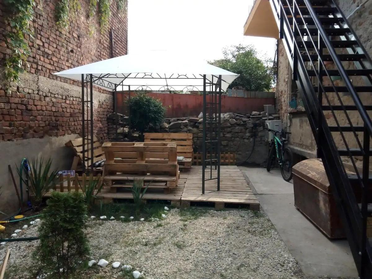 Entire Central House With Guest Rooms & Garden Sófia Exterior foto